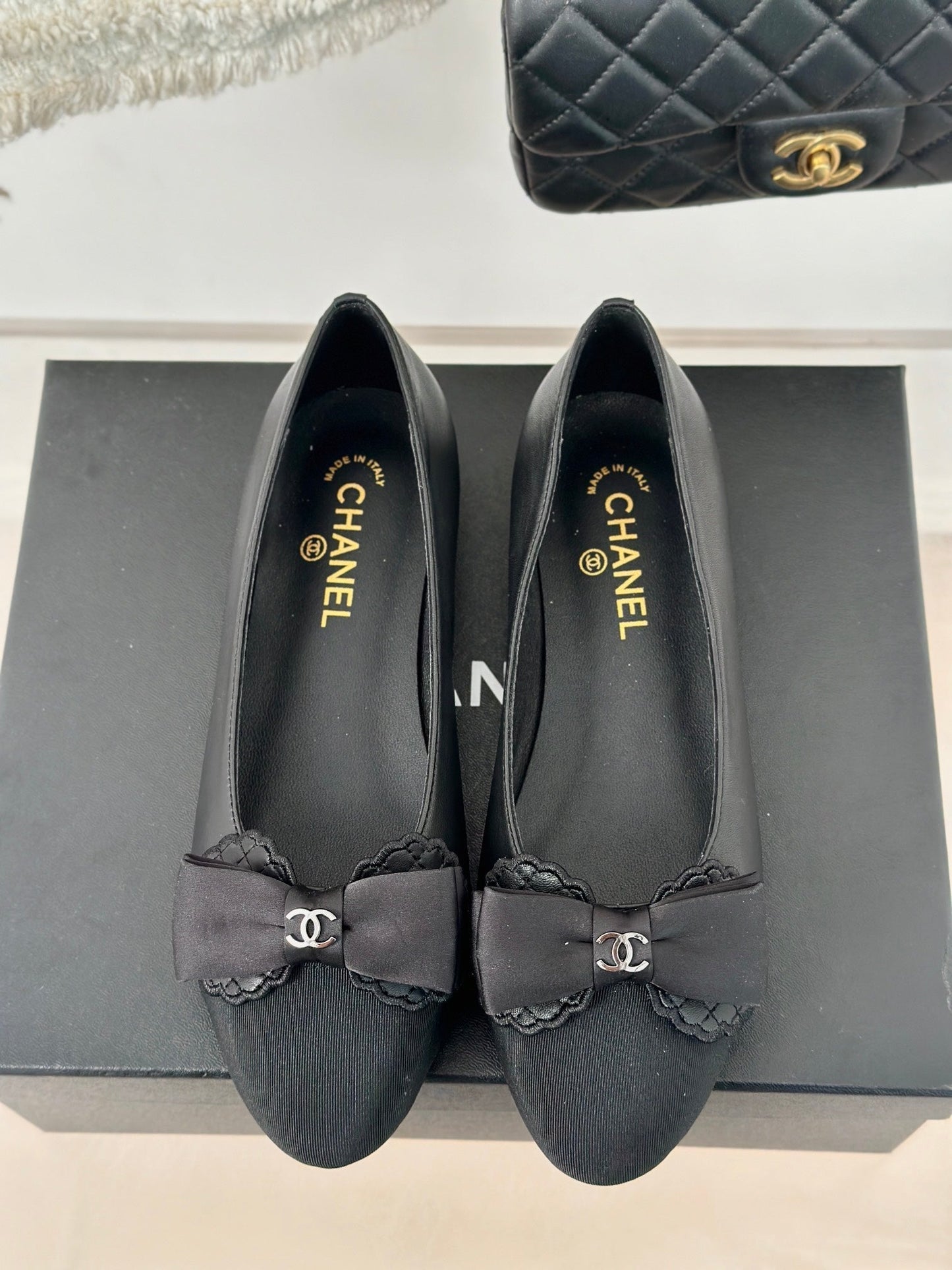 CHANEL Ballet Flats Black With Bow Lambskin