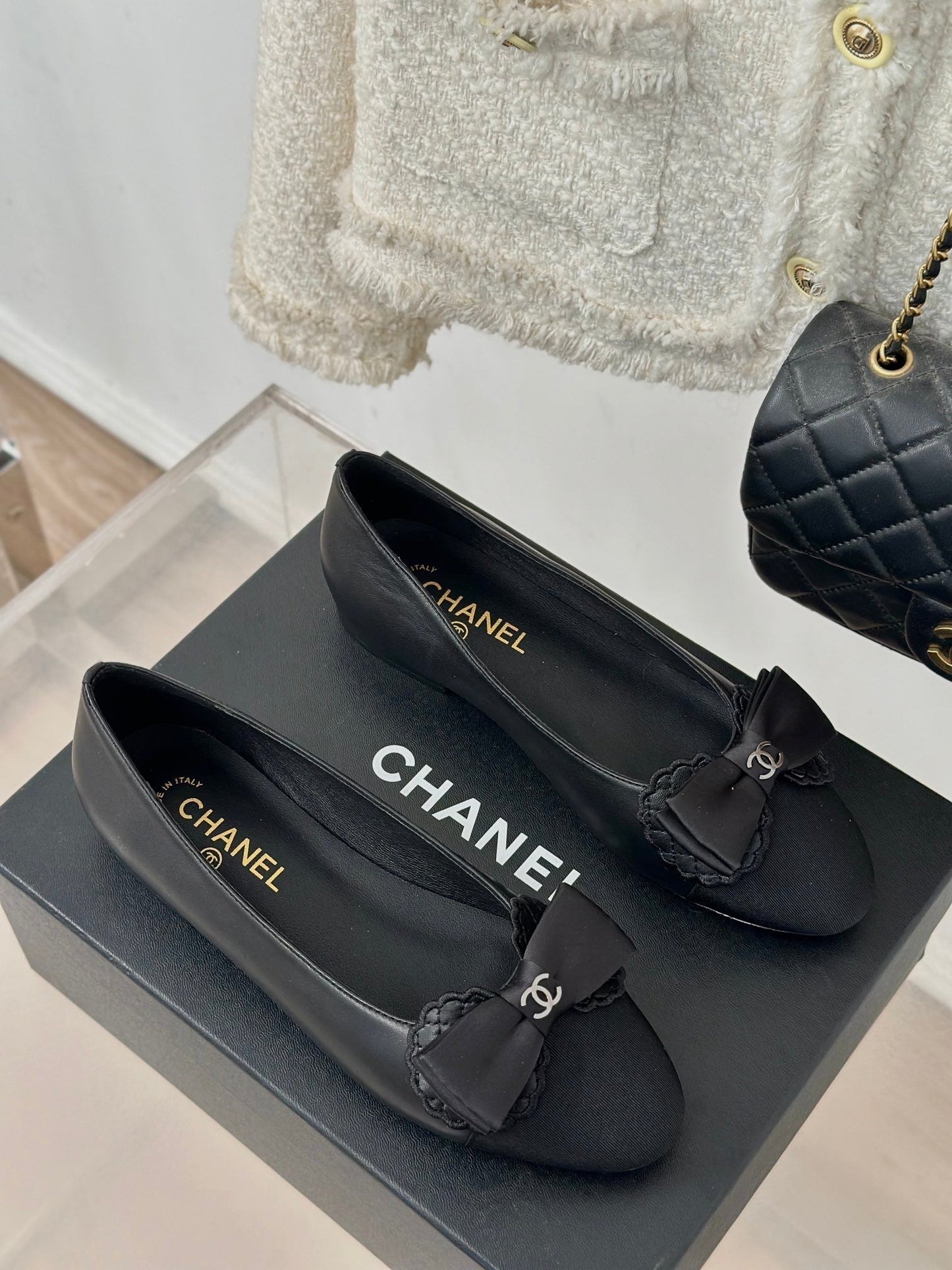 CHANEL Ballet Flats Black With Bow Lambskin