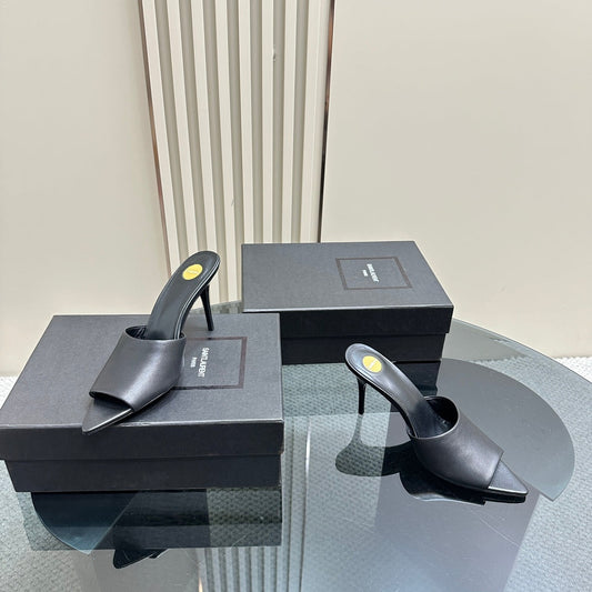 Saint Laurent SL GOLDIE MULES BLACK CALFSKIN