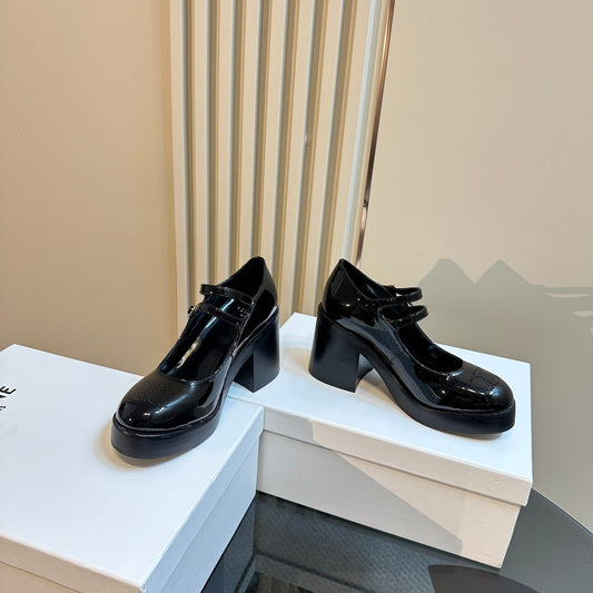 Celine TESS BABIES IN BLACK PATENT CALFSKIN