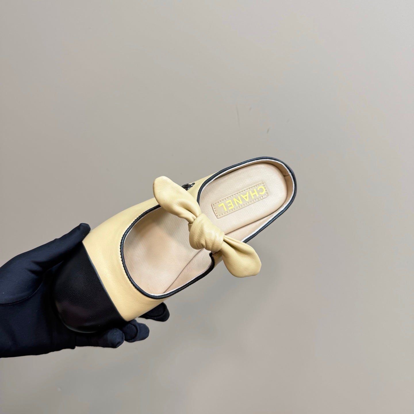CHANEL 25 Mule Flat Yellow Pastel Sheepskin 239416