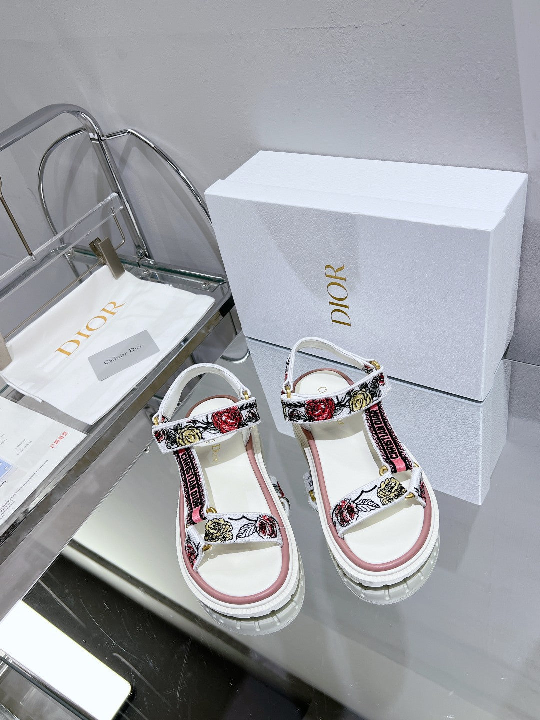 DIOR D-Wave Sandal In Colorful Mix White Cowhide 100759