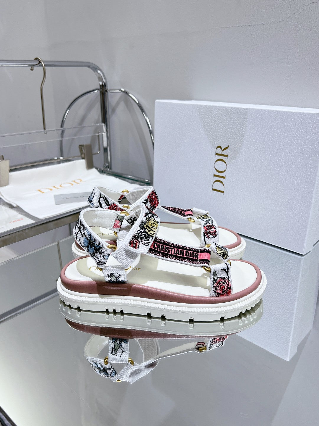 DIOR D-Wave Sandal In Colorful Mix White Cowhide 100759