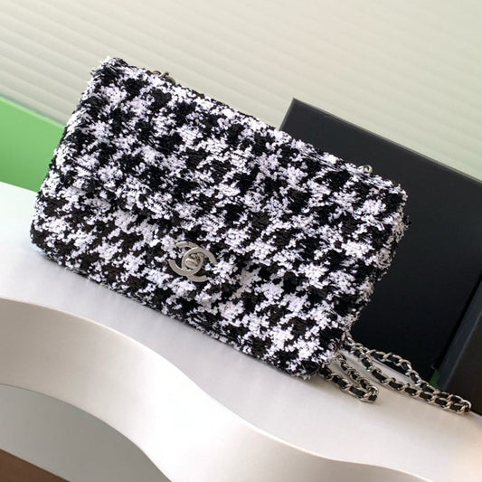 CHANEL 25C White Black Sequin Silver Hardware