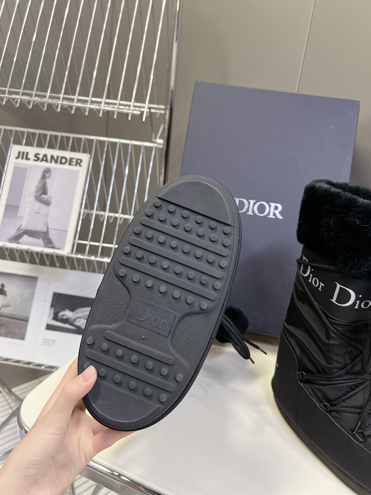 DIOR Short Boots 60mm In Black Cowhide With Feather 989723
