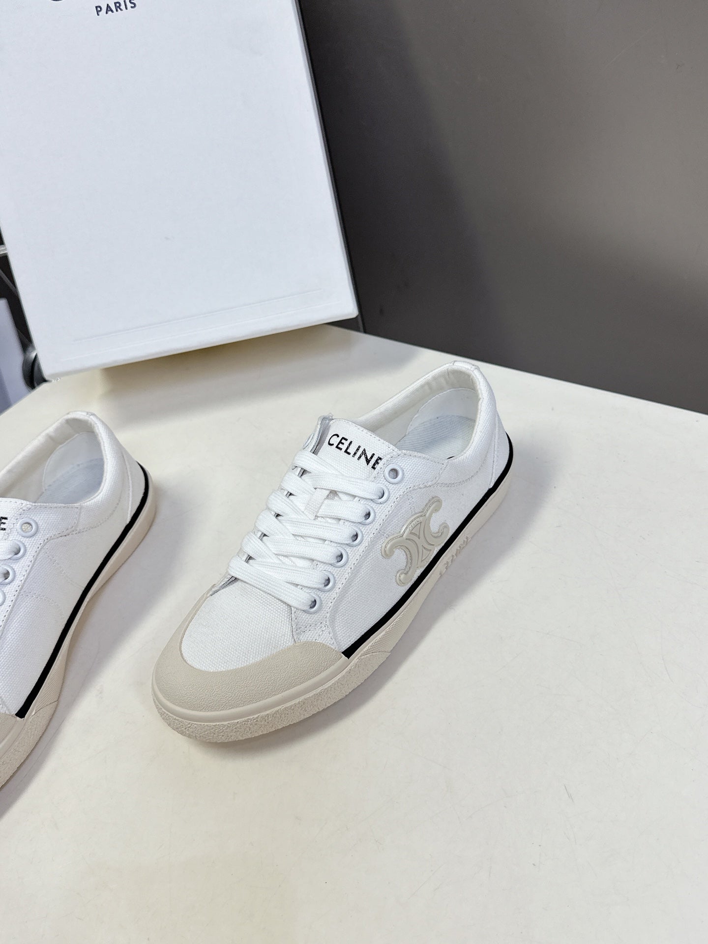 Celine CELINE 25 Sneaker White Beige Canvas 285970