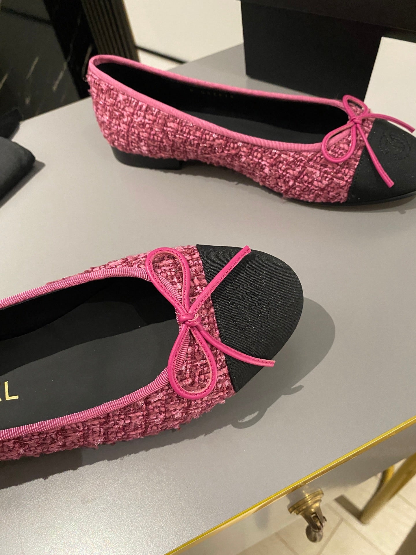 CHANEL ballet flat red tweed black grosgrain