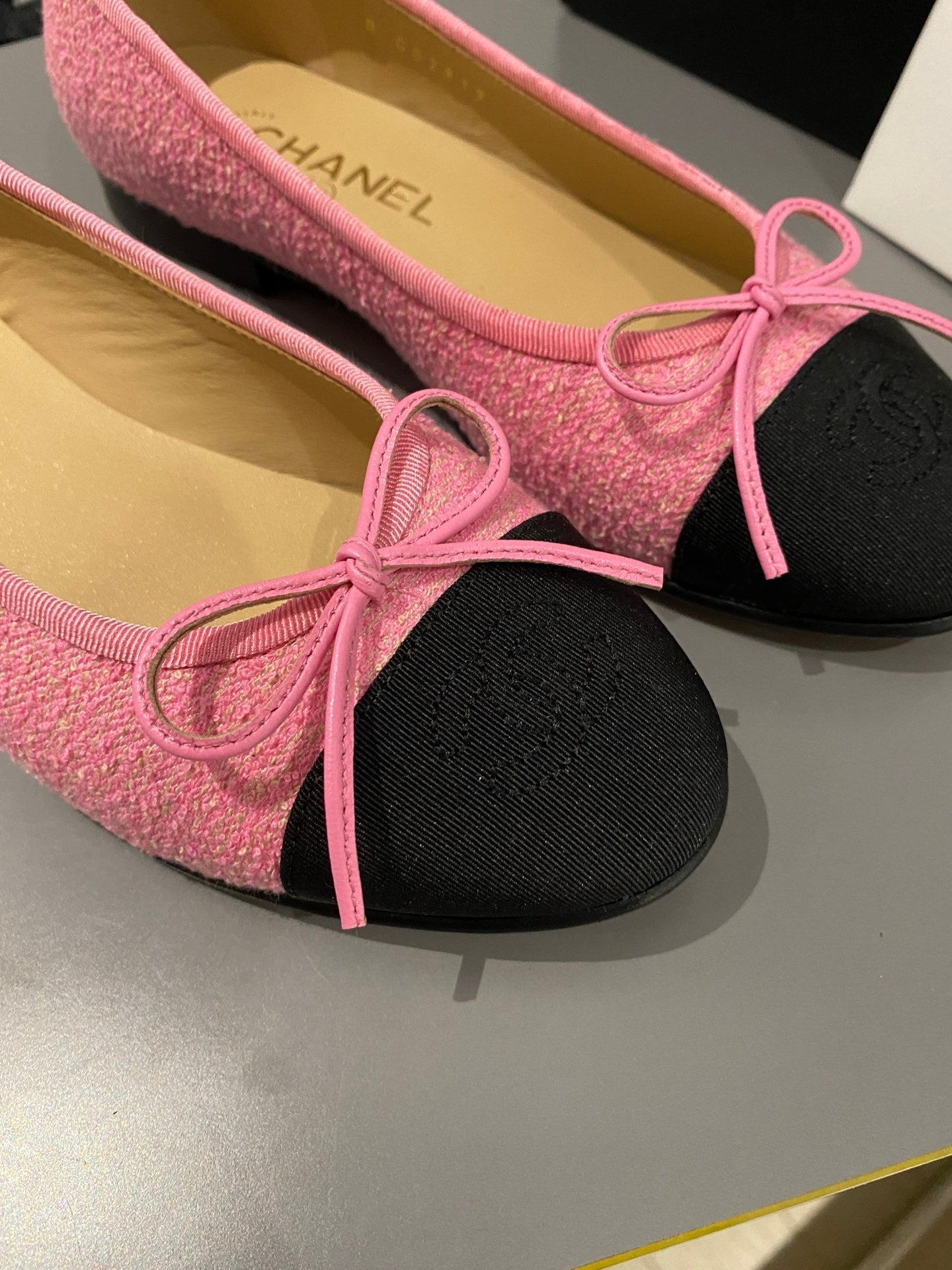 CHANEL ballet flat pink embroidered fabric black grosgrain