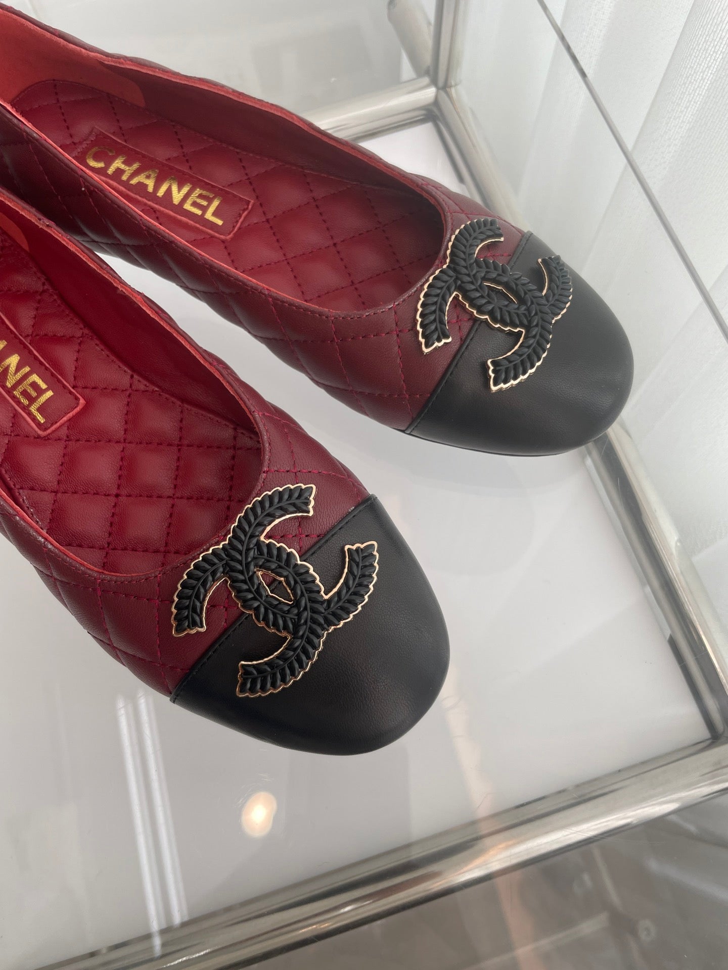 CHANEL Ballet Flats 10mm Burgundy Black Quilted Lambskin