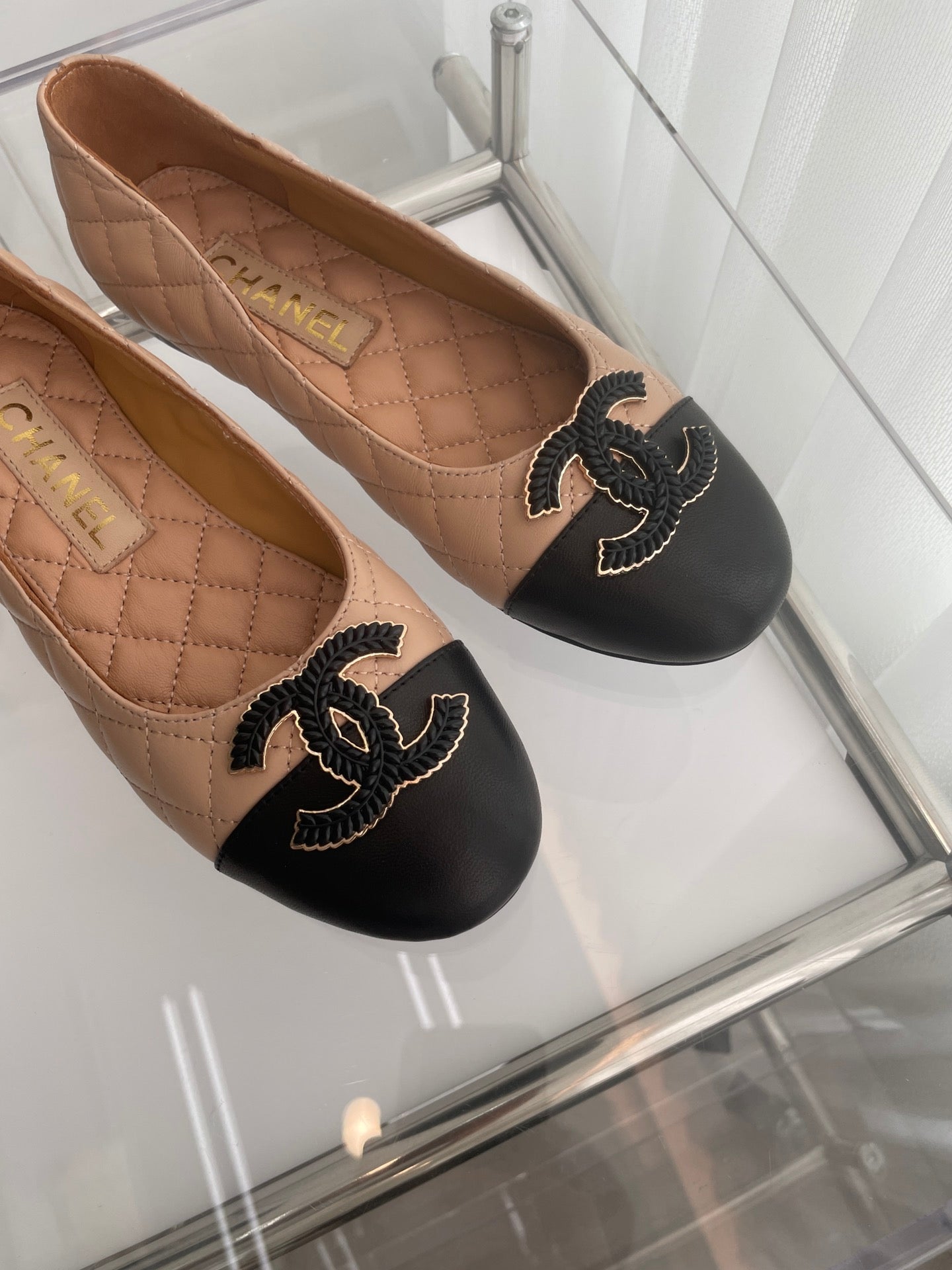CHANEL Ballet Flats 10mm Beige Black Quilted Lambskin