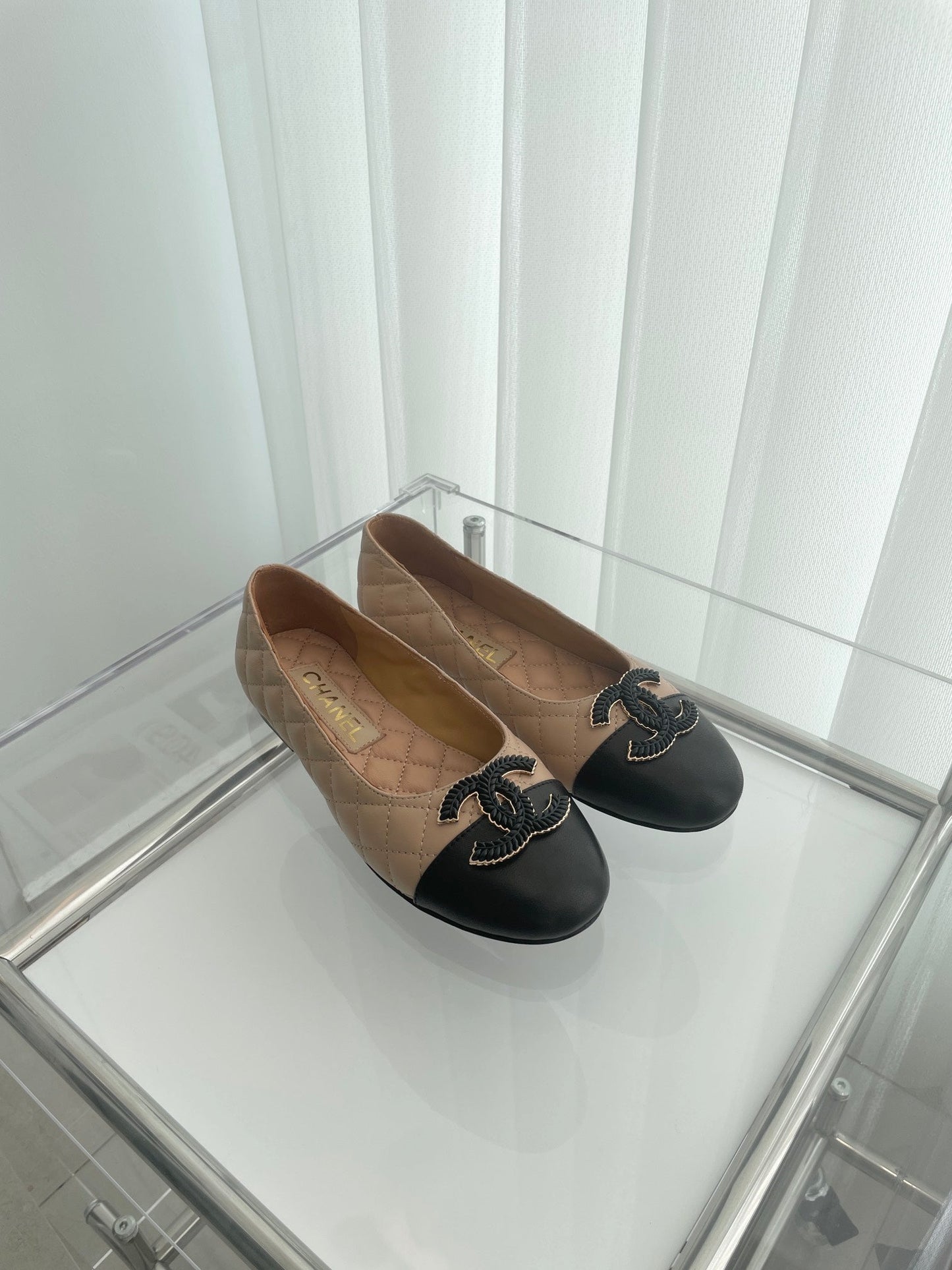 CHANEL Ballet Flats 10mm Beige Black Quilted Lambskin