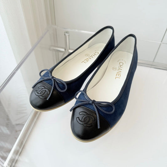 CHANEL Ballet Flat Navy Blue Suede 238766