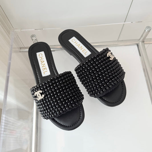 CHANEL 25 Slippers Black Leather 238742