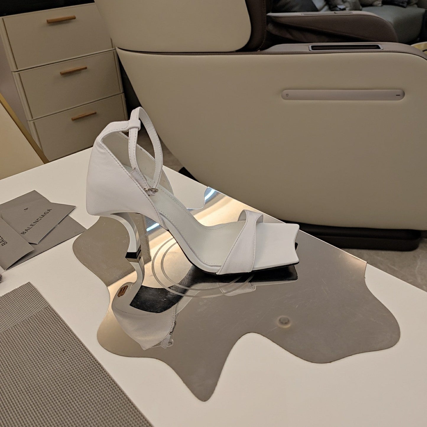 Balanciaga OPEN-TOE CURVED HIGH HEEL SANDALS IN WHITE SMOOTH CALFSKIN