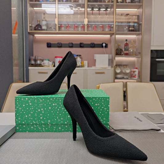 Balanciaga HIGH HEEL PUMPS 90MM IN BLACK WOOL