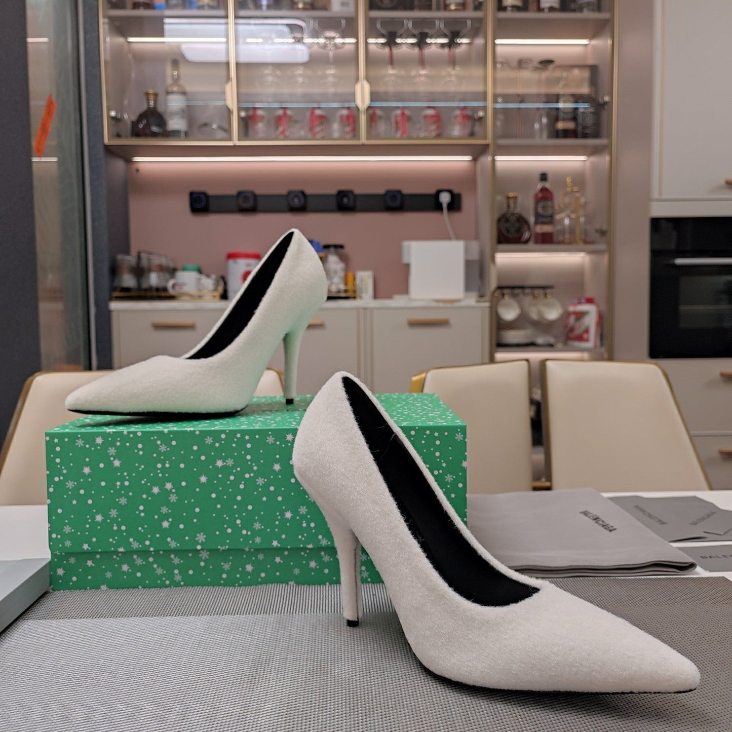 Balanciaga HIGH HEEL PUMPS 90MM IN WHITE WOOL