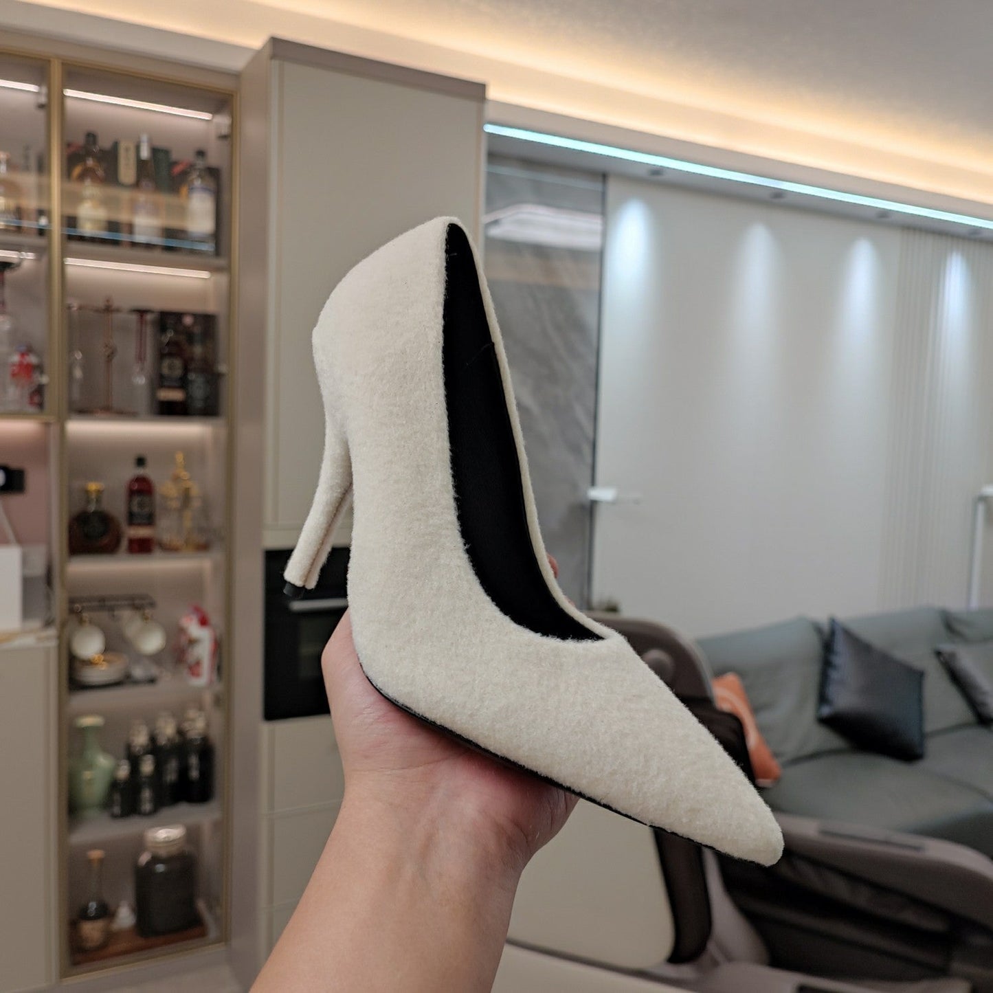 Balanciaga HIGH HEEL PUMPS 90MM IN WHITE WOOL