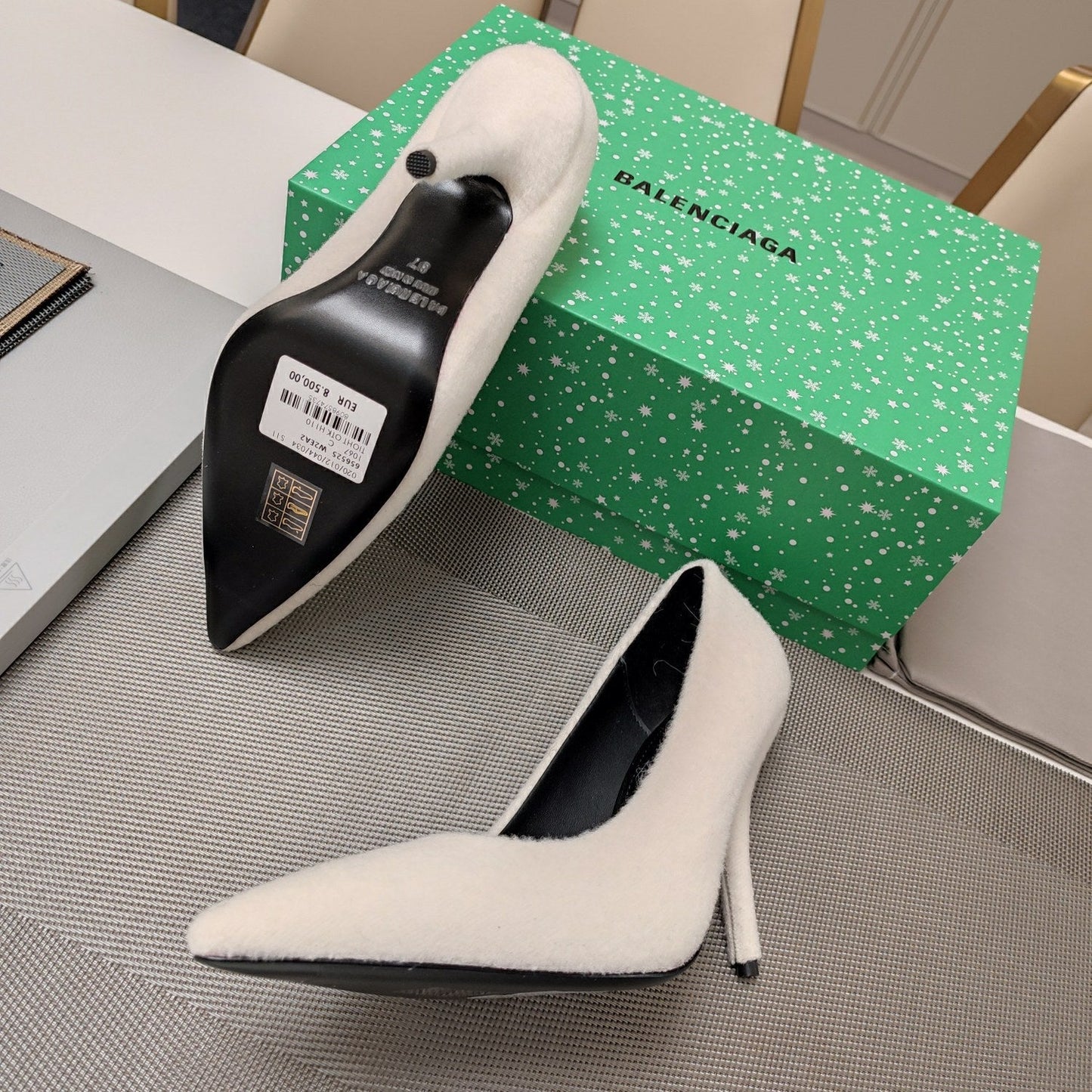 Balanciaga HIGH HEEL PUMPS 90MM IN WHITE WOOL