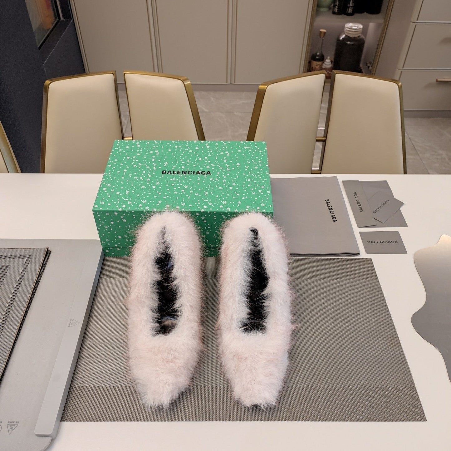 Balanciaga FURRY PUMPS 90MM IN HEAVEN PINK FOX FUR