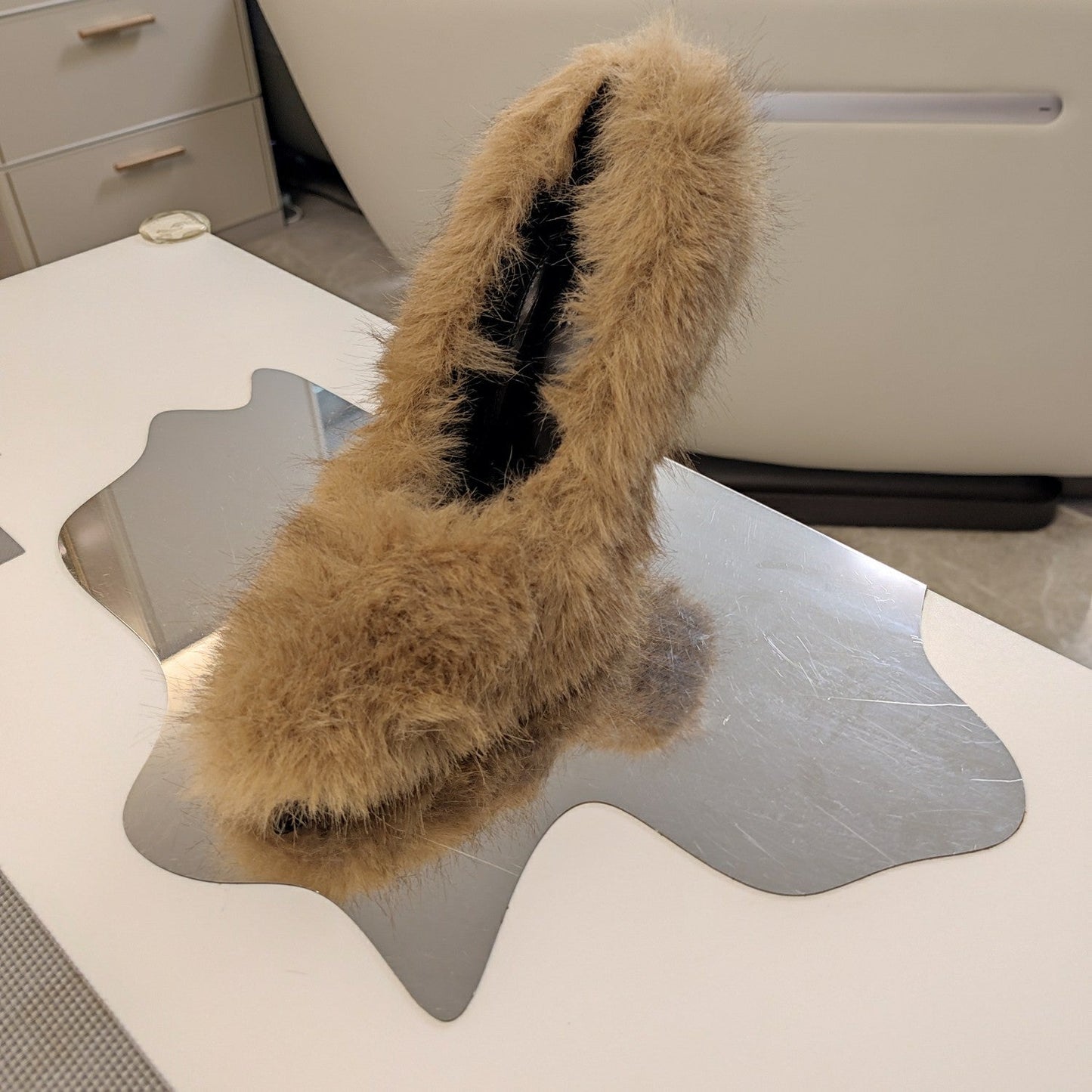 Balanciaga FURRY PUMPS 90MM IN BROWN FOX FUR