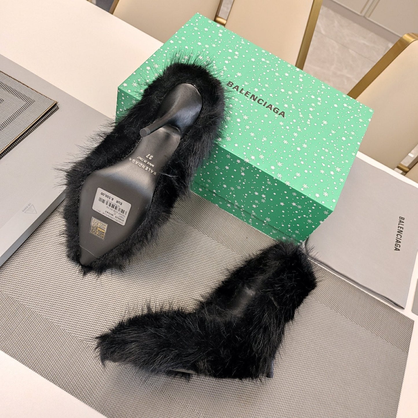 Balanciaga FURRY PUMPS 90MM IN BLACK FOX FUR