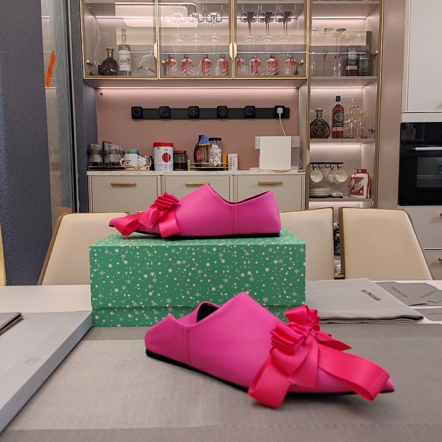 Balanciaga POINTED-TOE FLATS WITH BOW IN HOT PINK SOFT LAMBSKIN