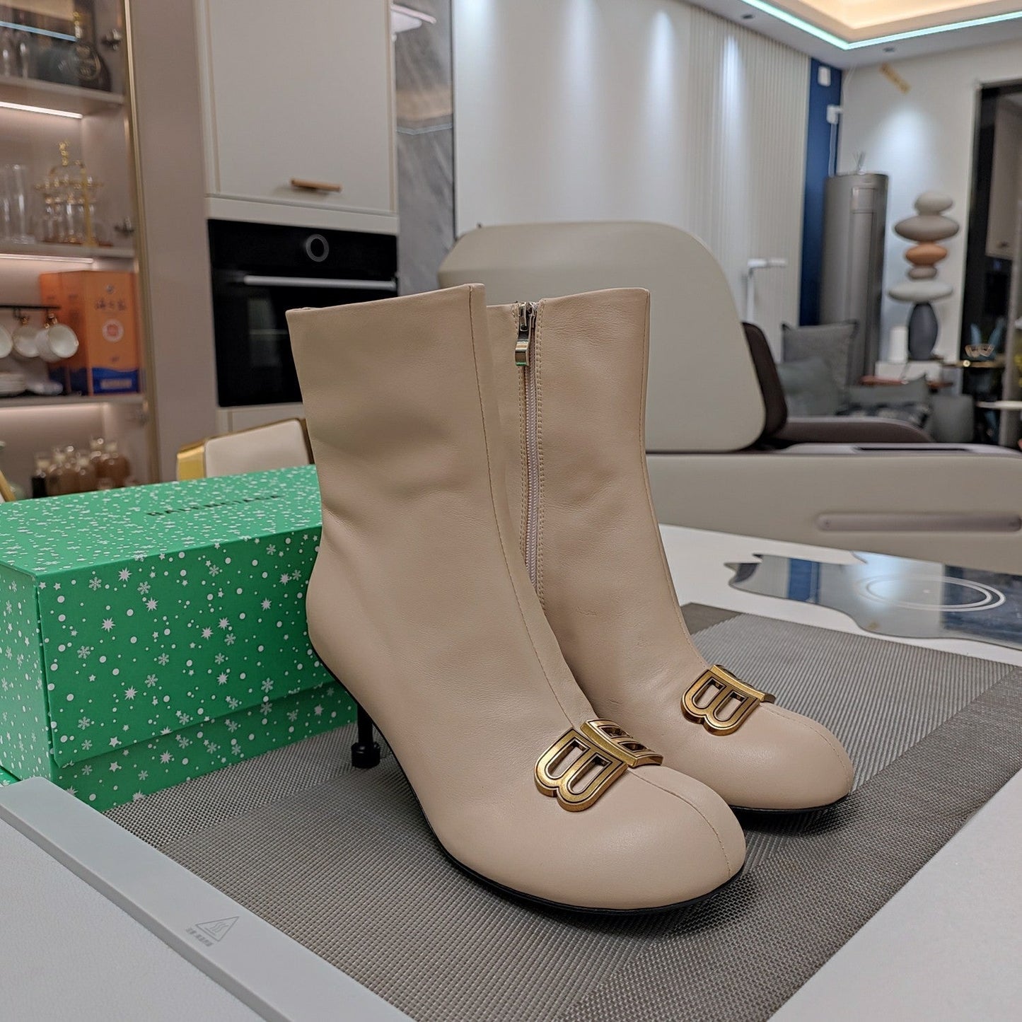 Balanciaga ROUND-TOE HIGH HEEL BOOTS IN BEIGE SMOOTH LAMBSKIN
