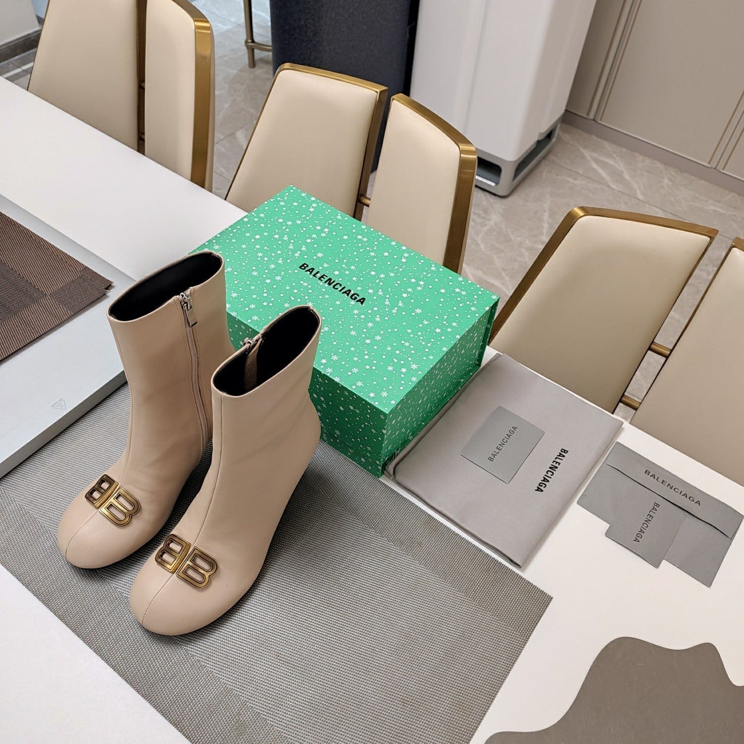 Balanciaga ROUND-TOE HIGH HEEL BOOTS IN BEIGE SMOOTH LAMBSKIN