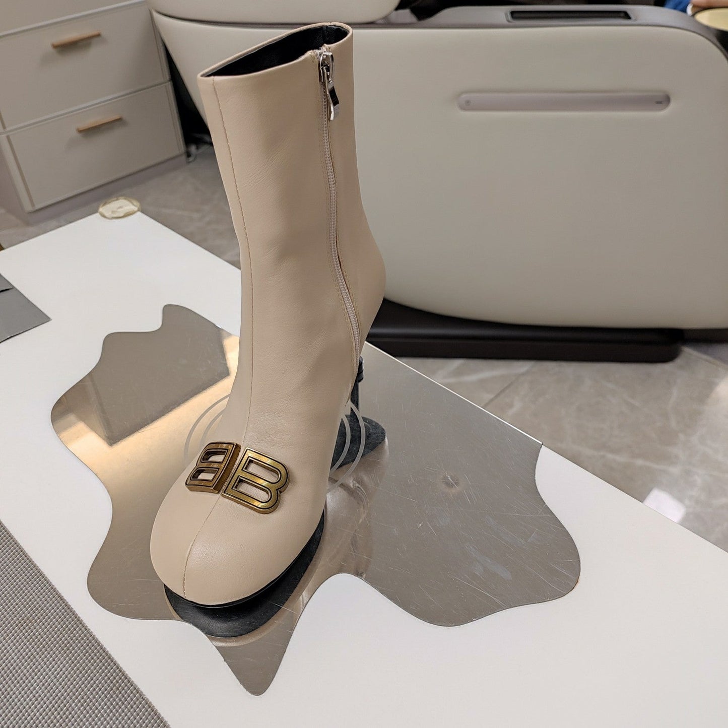 Balanciaga ROUND-TOE HIGH HEEL BOOTS IN BEIGE SMOOTH LAMBSKIN
