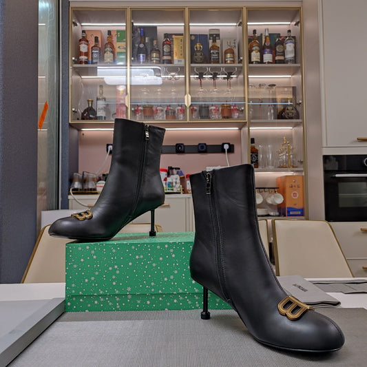 Balanciaga ROUND-TOE HIGH HEEL BOOTS IN BLACK SMOOTH LAMBSKIN