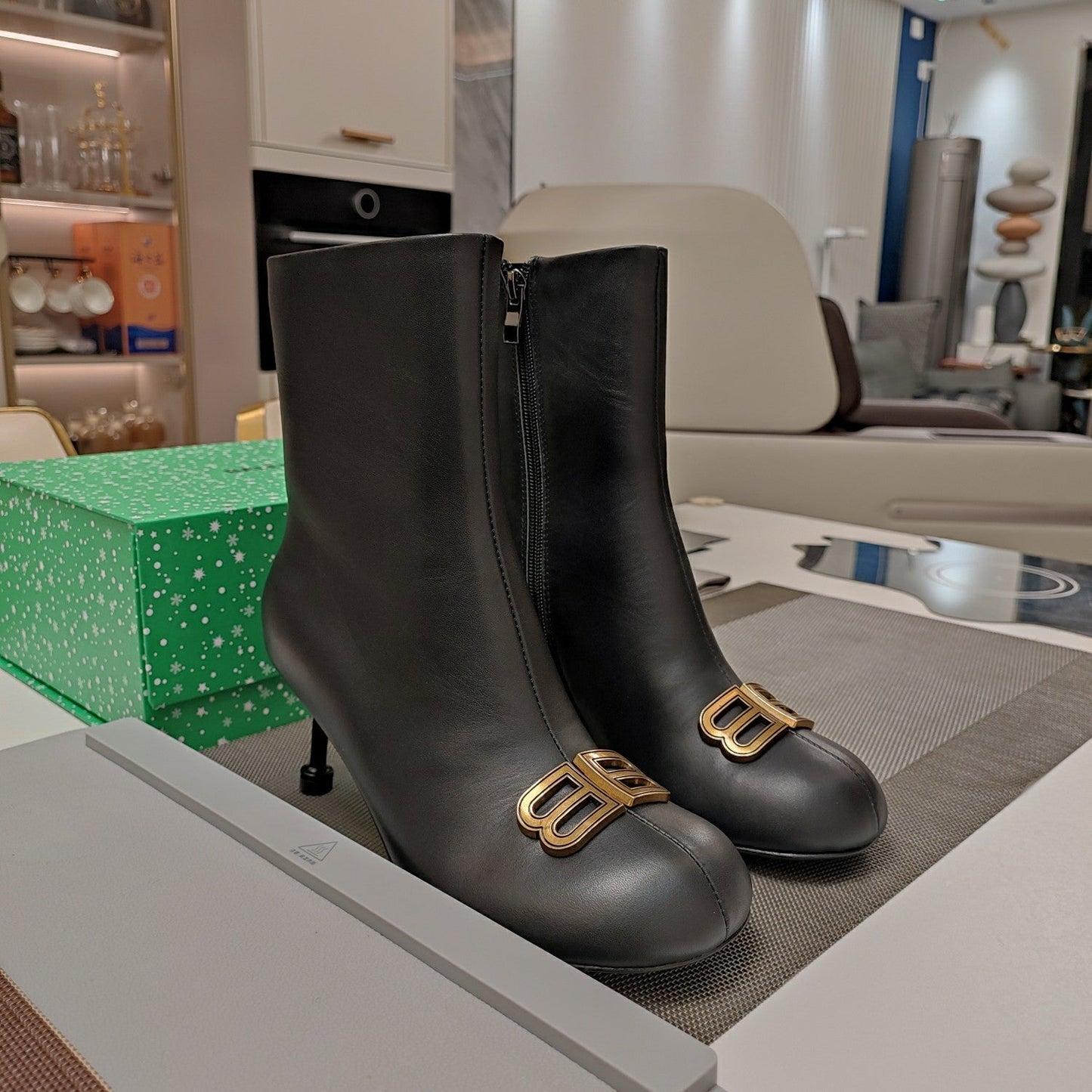 Balanciaga ROUND-TOE HIGH HEEL BOOTS IN BLACK SMOOTH LAMBSKIN