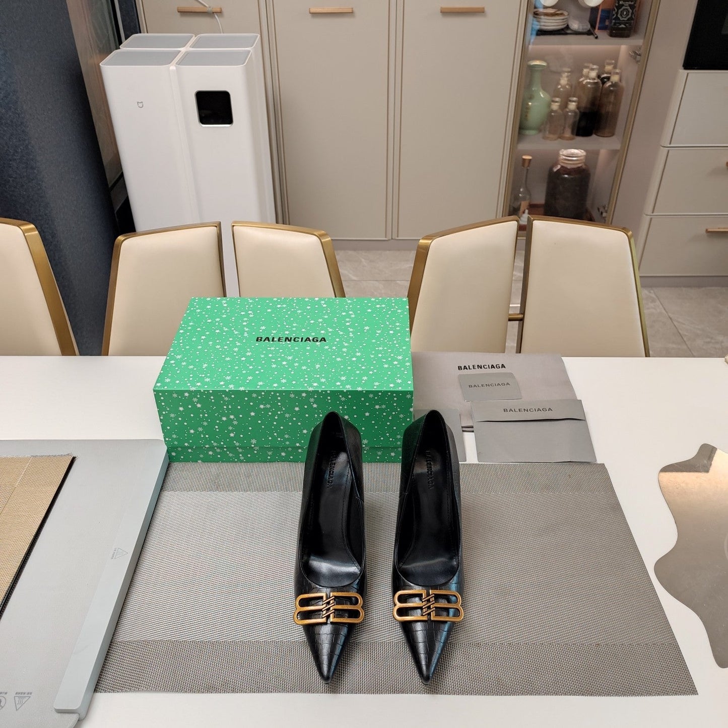 Balanciaga POINTED BB GOLD BUCKLE HIGH PUMPS IN BLACK CROCODILE PATTERN CALFSKIN