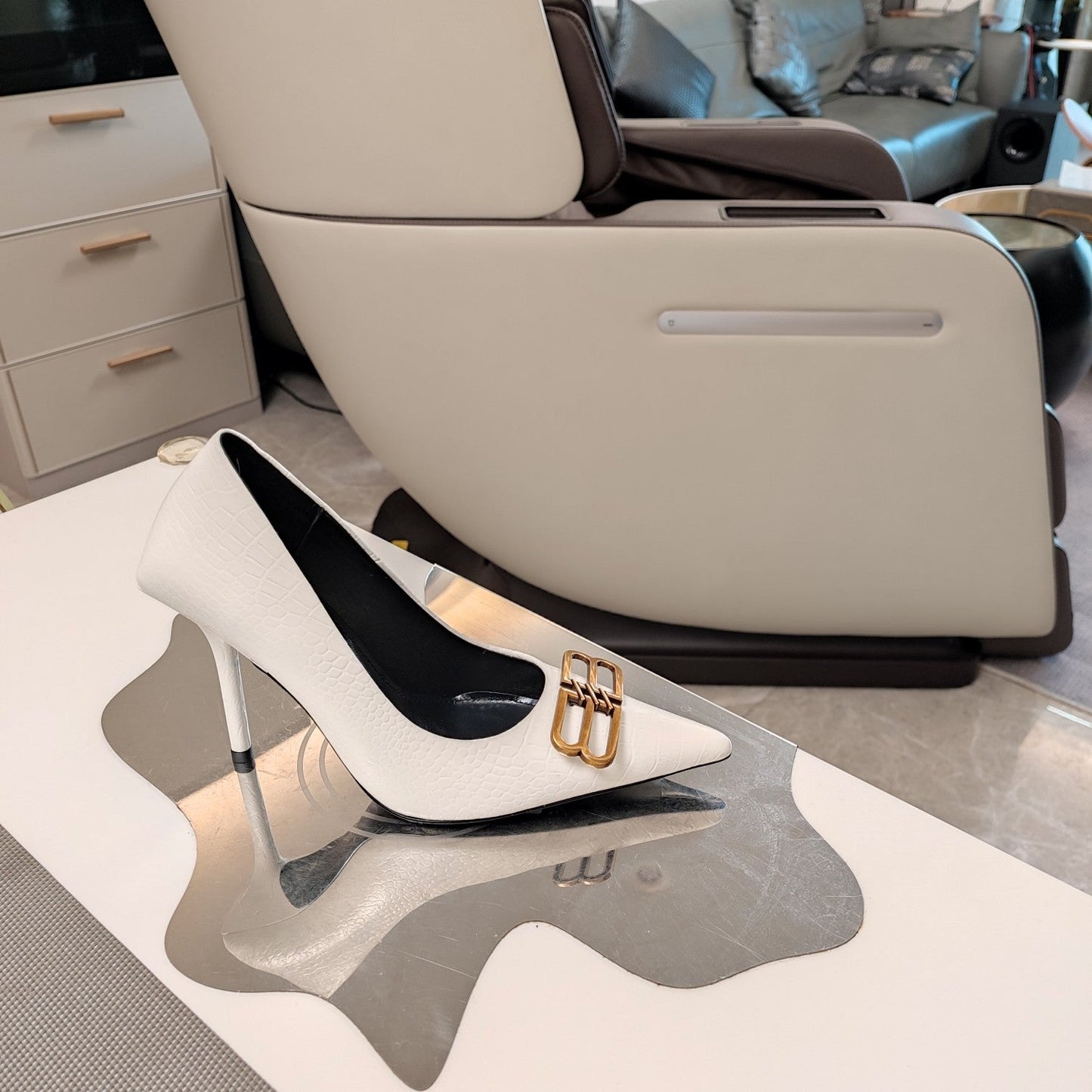 Balanciaga POINTED BB GOLD BUCKLE HIGH PUMPS IN WHITE CROCODILE PATTERN CALFSKIN
