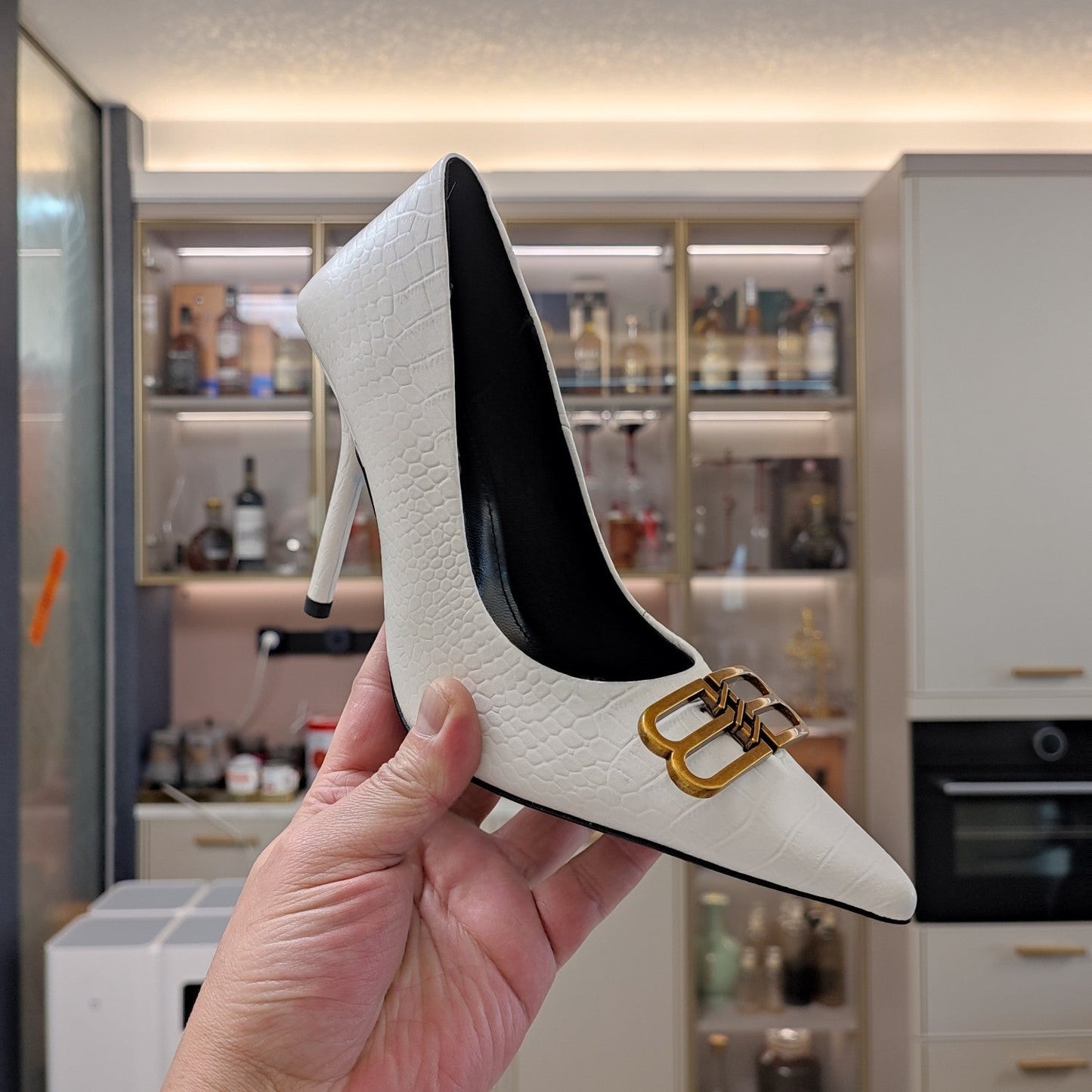 Balanciaga POINTED BB GOLD BUCKLE HIGH PUMPS IN WHITE CROCODILE PATTERN CALFSKIN