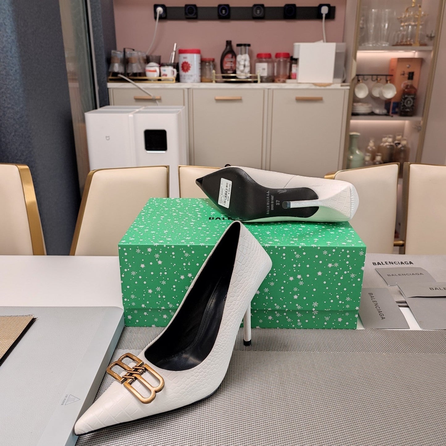 Balanciaga POINTED BB GOLD BUCKLE HIGH PUMPS IN WHITE CROCODILE PATTERN CALFSKIN