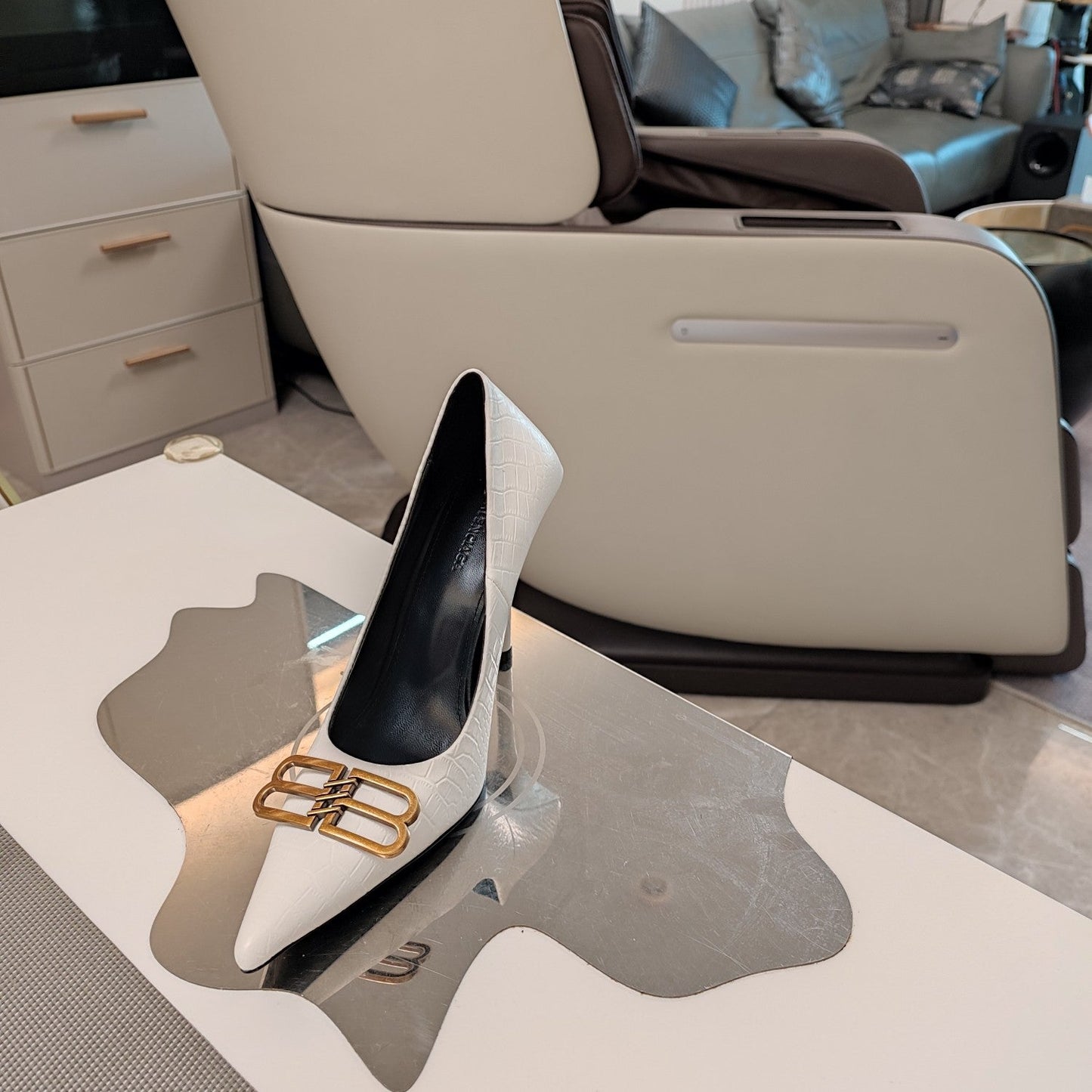 Balanciaga POINTED BB GOLD BUCKLE HIGH PUMPS IN WHITE CROCODILE PATTERN CALFSKIN