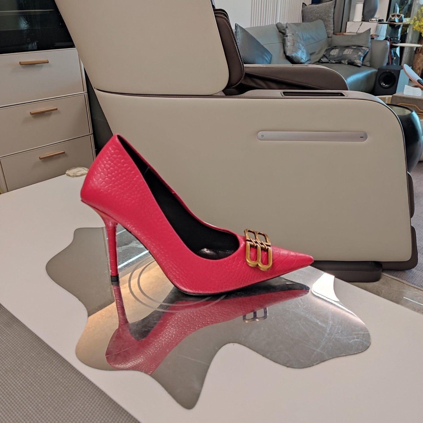 Balanciaga POINTED BB GOLD BUCKLE HIGH PUMPS IN RED CROCODILE PATTERN CALFSKIN