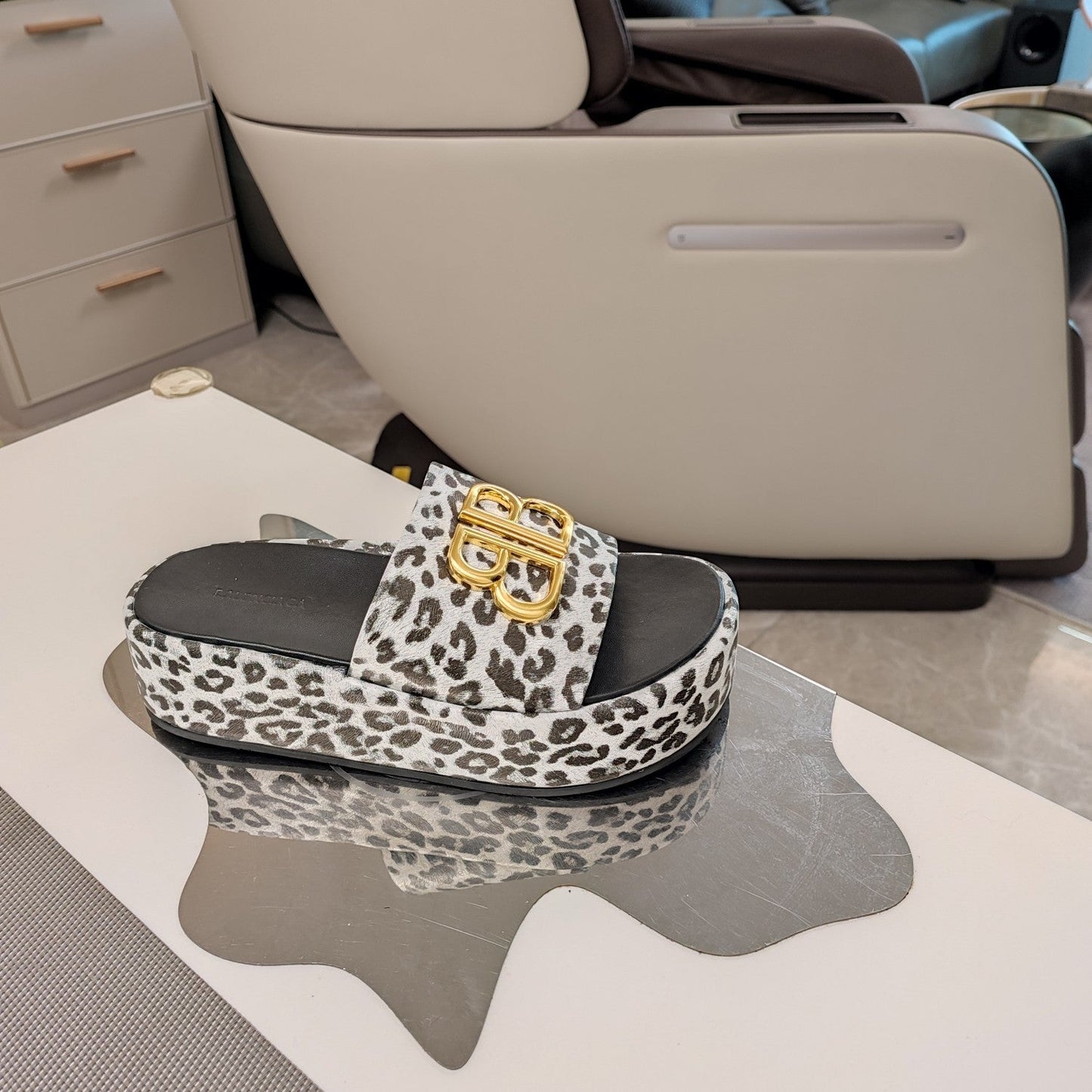 Balanciaga RISE SANDAL THICK-SOLED IN WHITE LEOPARD PRINT CALFSKIN