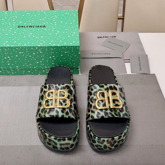 Balanciaga RISE SANDAL THICK-SOLED IN LIGHT GREEN LEOPARD PRINT CALFSKIN