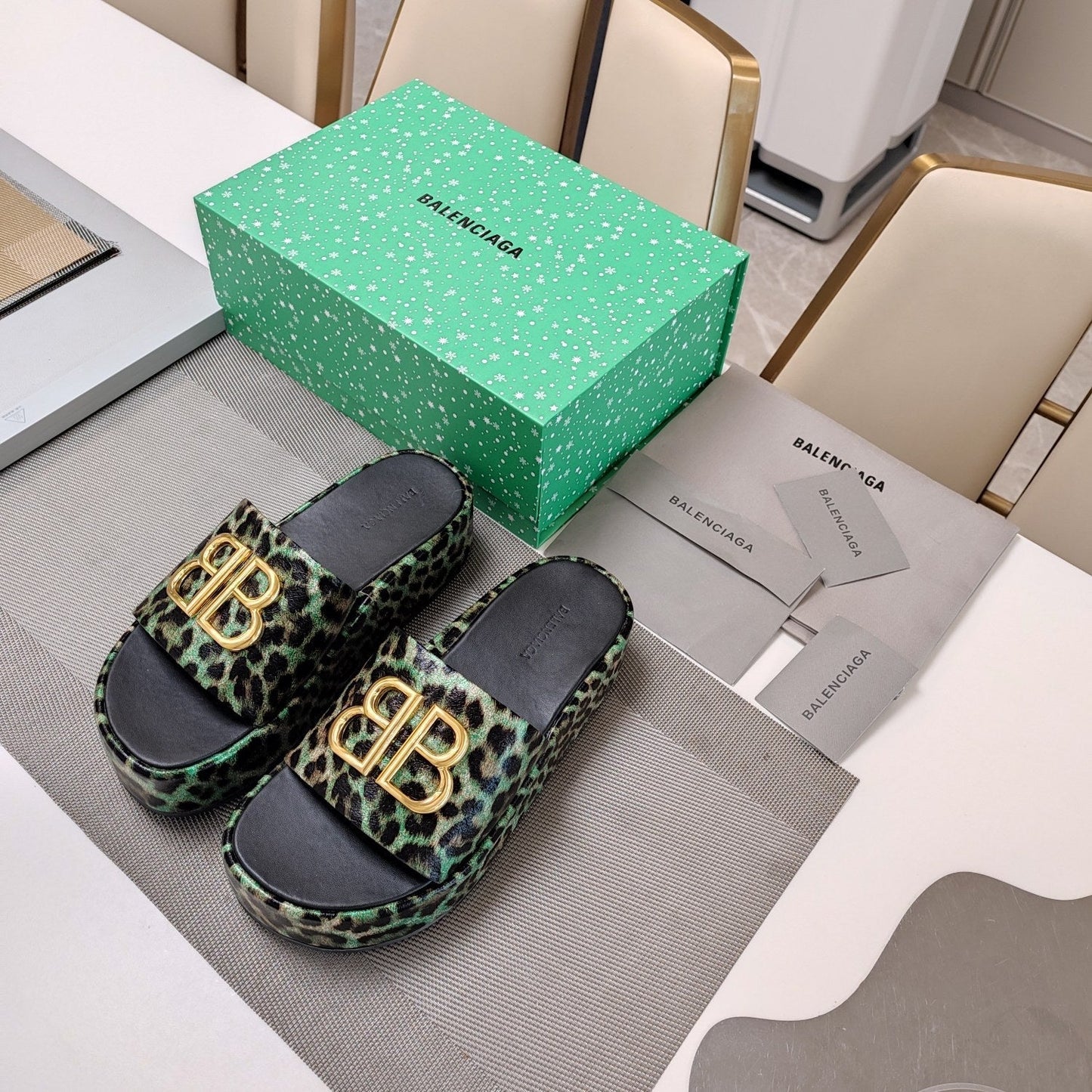 Balanciaga RISE SANDAL THICK-SOLED IN LIGHT GREEN LEOPARD PRINT CALFSKIN