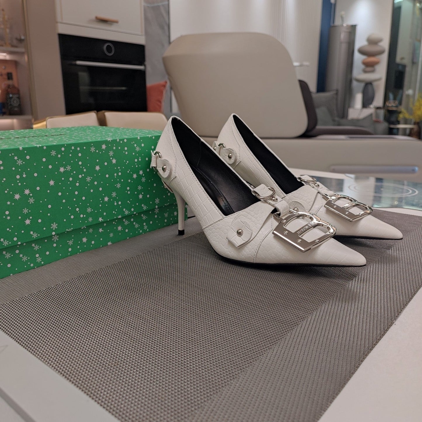 Balanciaga HIGH PUMPS WITH B SILVER BUCKLE IN WHITE CROCODILE PATTERN CALFSKIN
