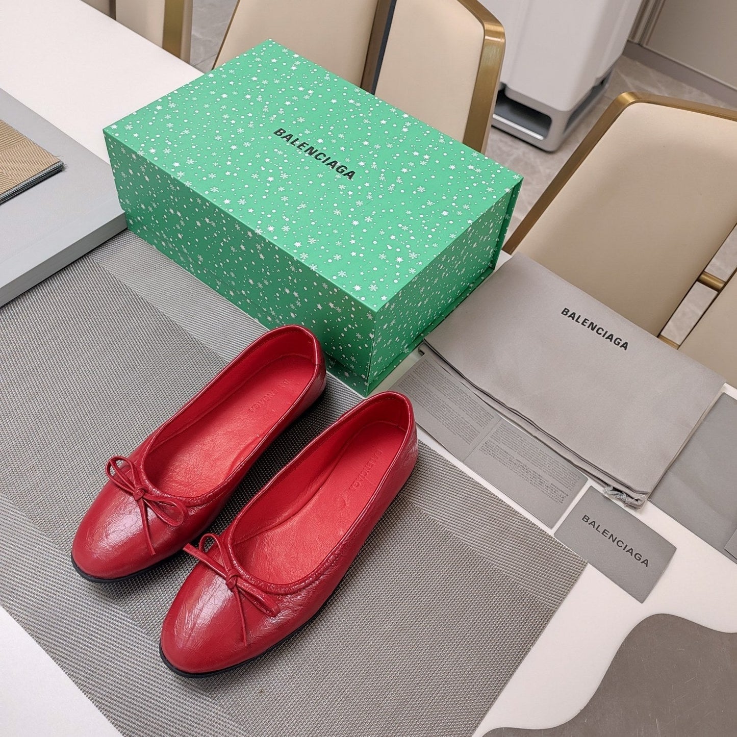 Balanciaga RHINESTONE BALLET FLATS WITH BOW IN RED WAX-OIL SHEEPSKIN