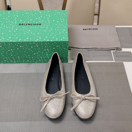 Balanciaga RHINESTONE BALLET FLATS WITH BOW IN BEIGE SHEEPSKIN