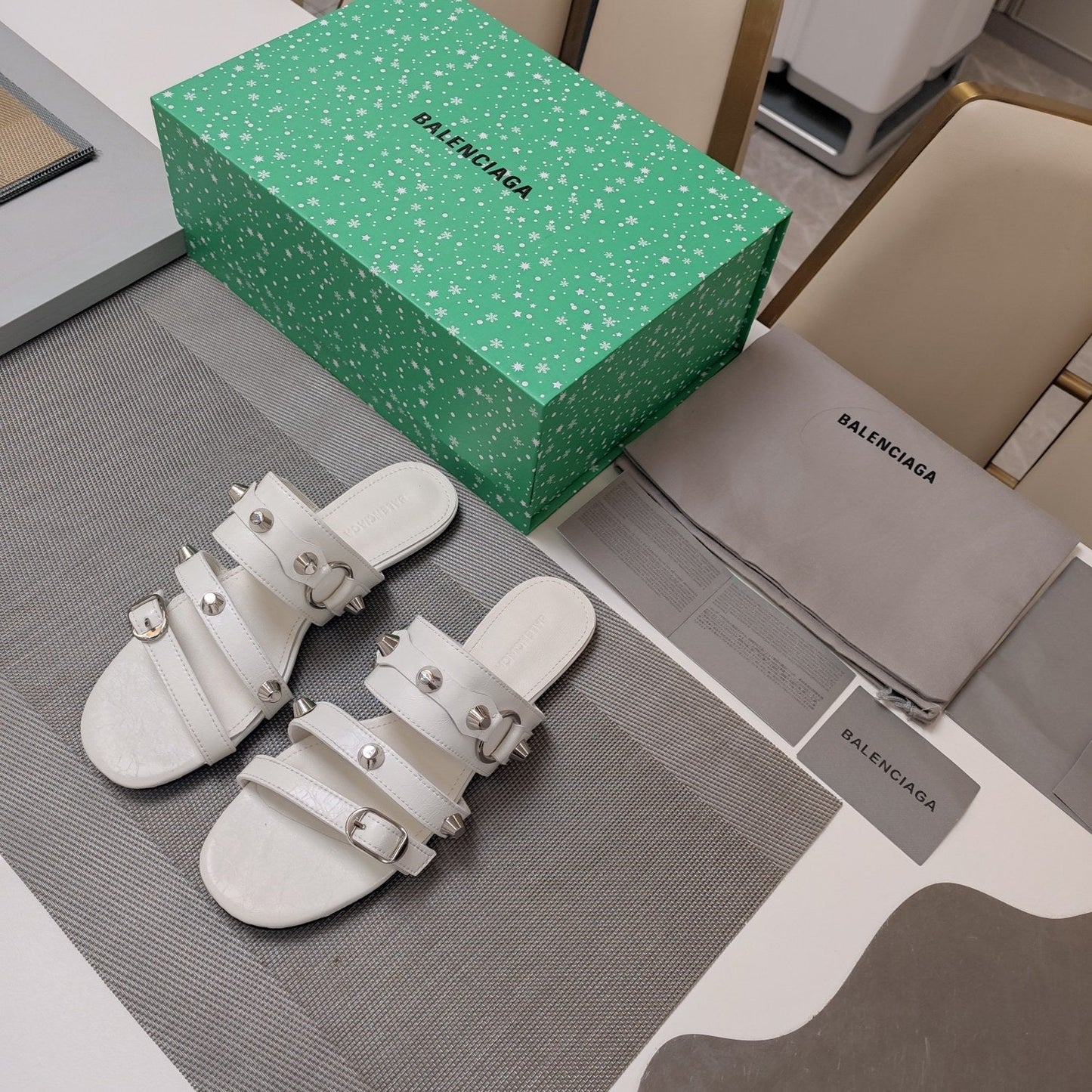 Balanciaga STRAPPY FLAT SANDALS IN WHITE STUDDED WAX-OIL SHEEPSKIN