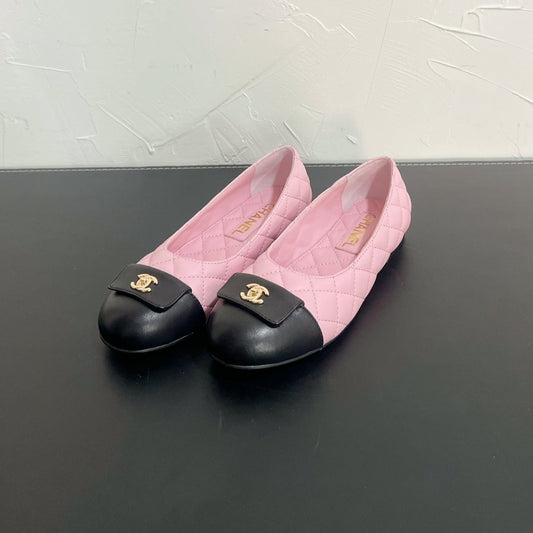 CHANEL Ballet Flats In Pink Mix Black Quilted Lambskin 949714