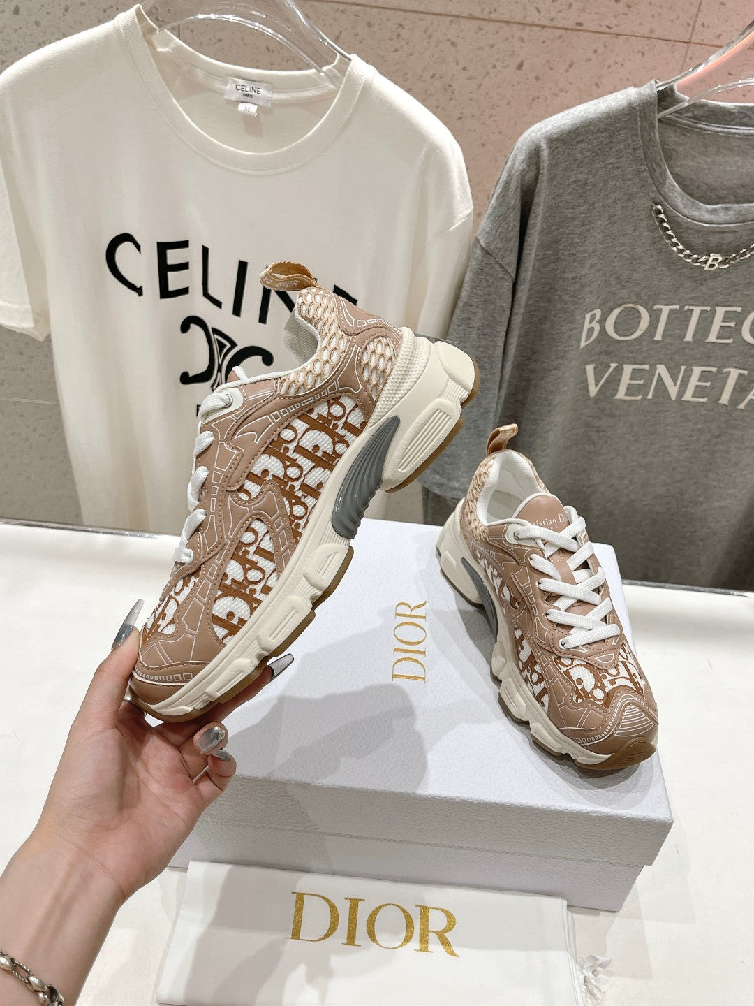 DIOR Vibe Sneaker Beige Brown Polyester Mesh Fabric And Cowhide