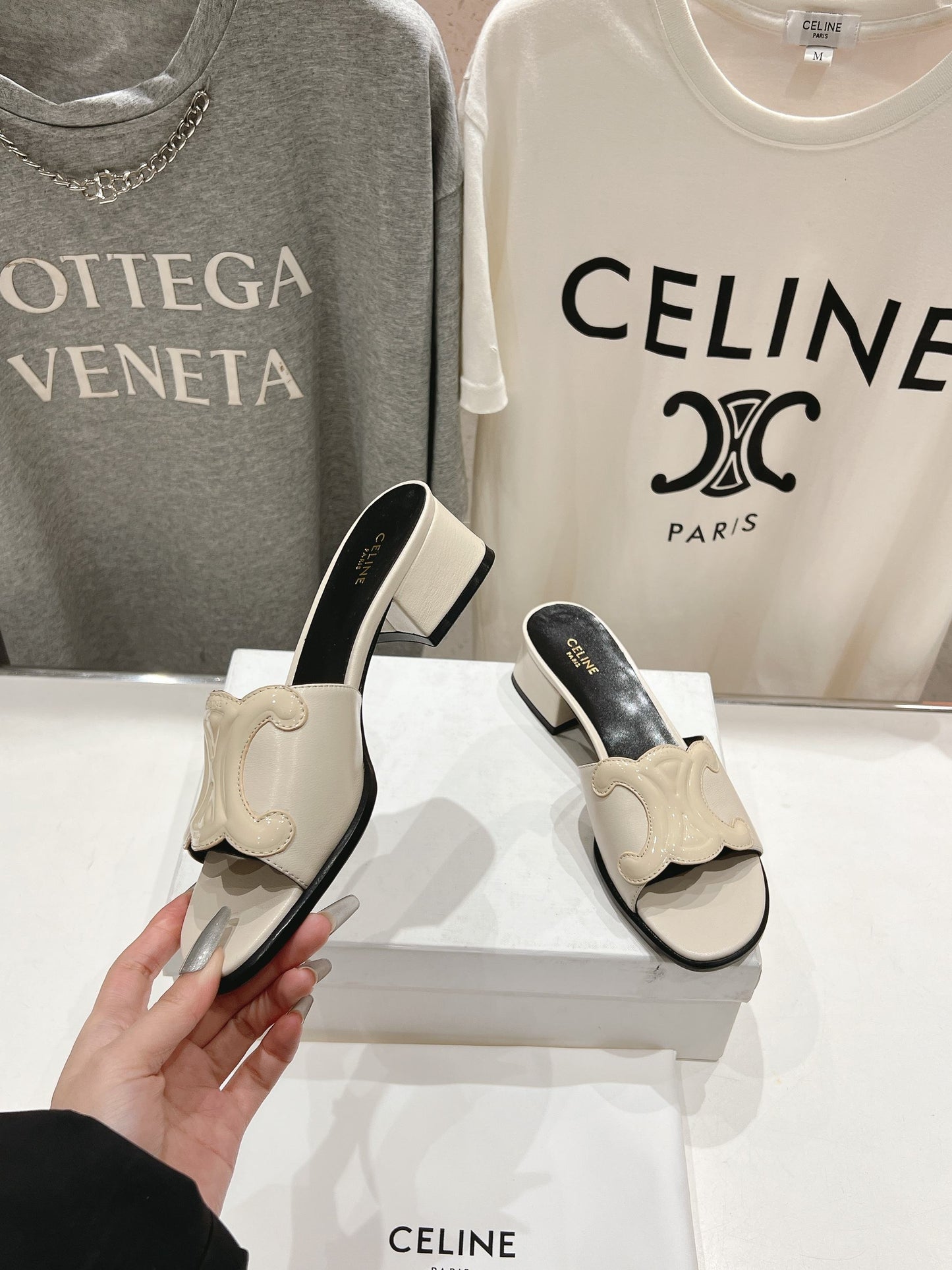 Celine CELINE 25C CLEMENCE MULE WHITE SHEEPSKIN 236749