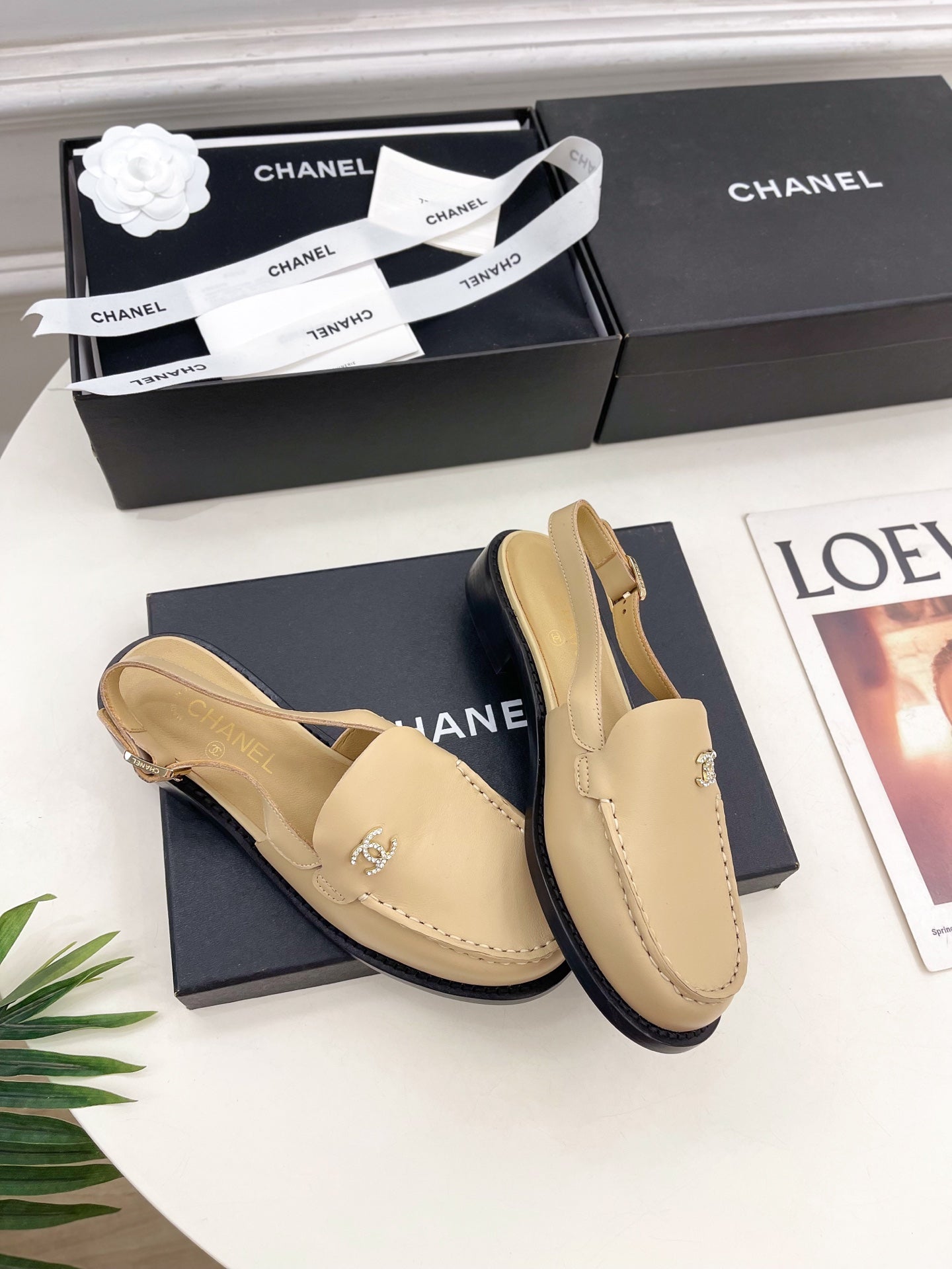 CHANEL 25S Slingback Loafer Beiege Calfskin
