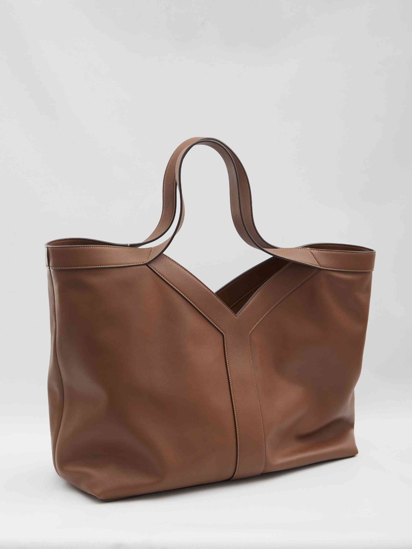 Saint Laurent Men Large Y Tote In Leather