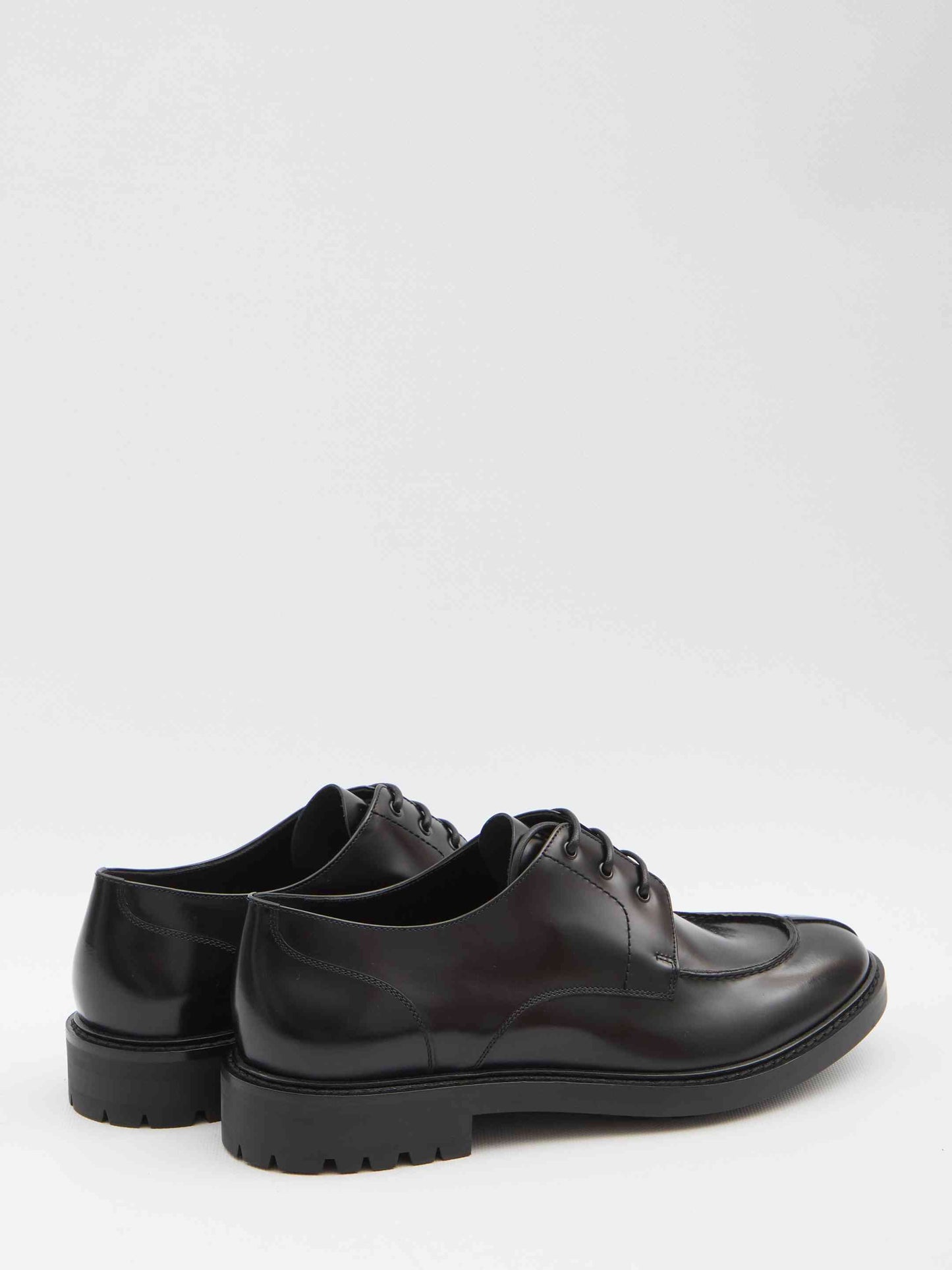 Saint Laurent Men Derby Lino In Smooth Leather
